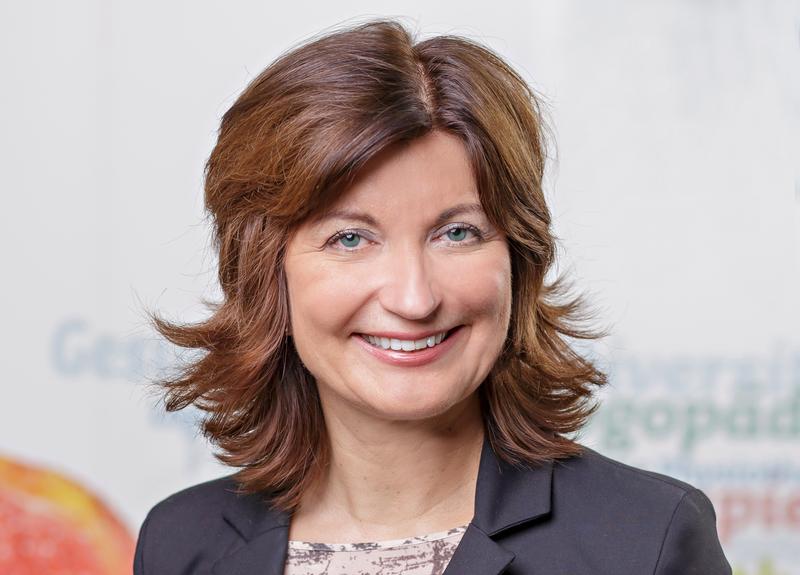 Prof. Dr. Kerstin Bilda führt bis zum 29. Mai 2020 eine bundesweite Umfrage zum Thema ‚Teletherapie ... Volker Wiciok